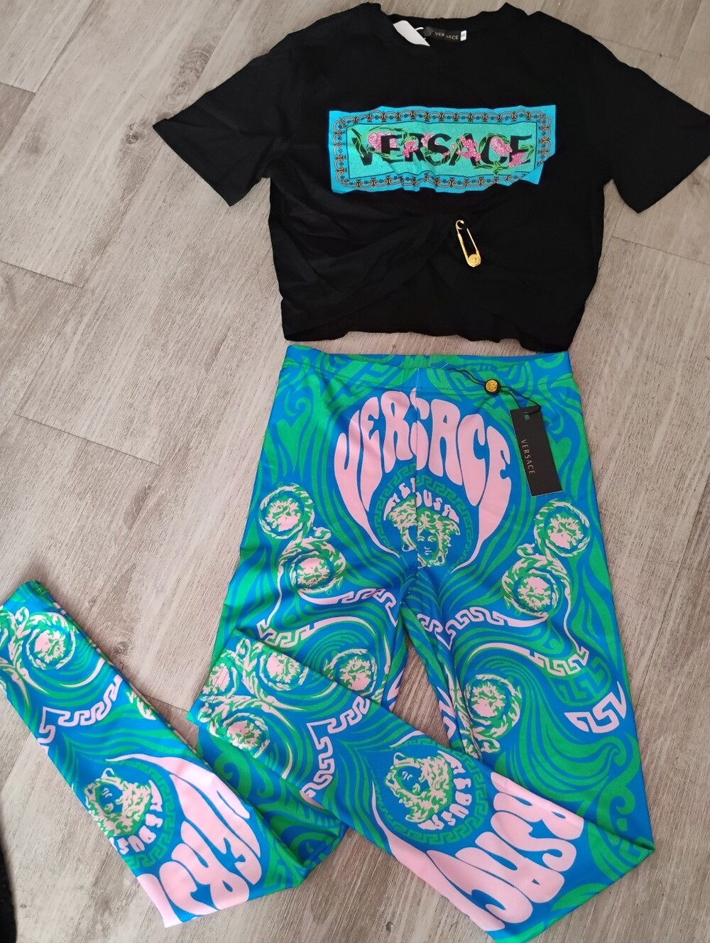 Vibrant Blue & Green Patterned spandex&Tshirt Set🔥🔥 - Picture 2 of 8